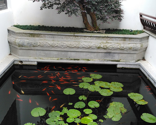 磚細(xì)花臺(tái)